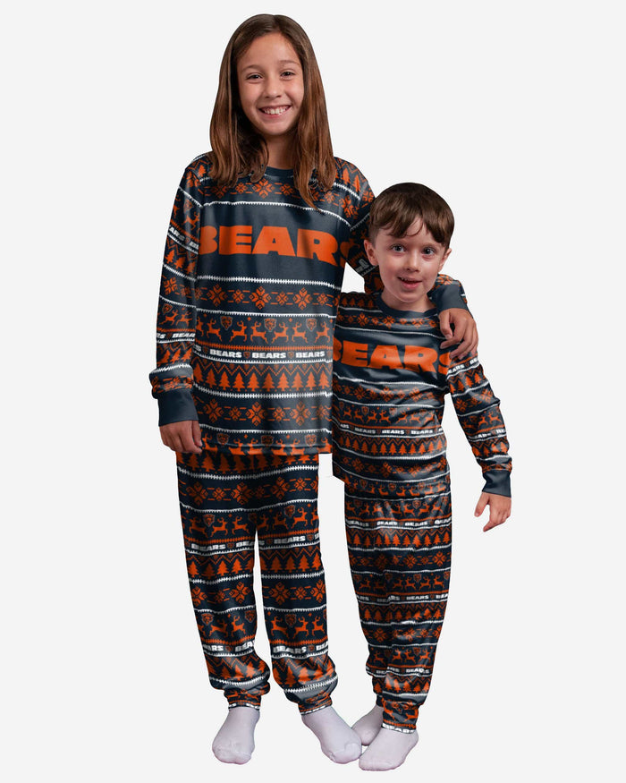 Chicago Bears Youth Family Holiday Pajamas FOCO 4 - FOCO.com