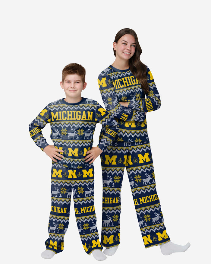 Michigan Wolverines Youth Ugly Pattern Family Holiday Pajamas FOCO 4 - FOCO.com