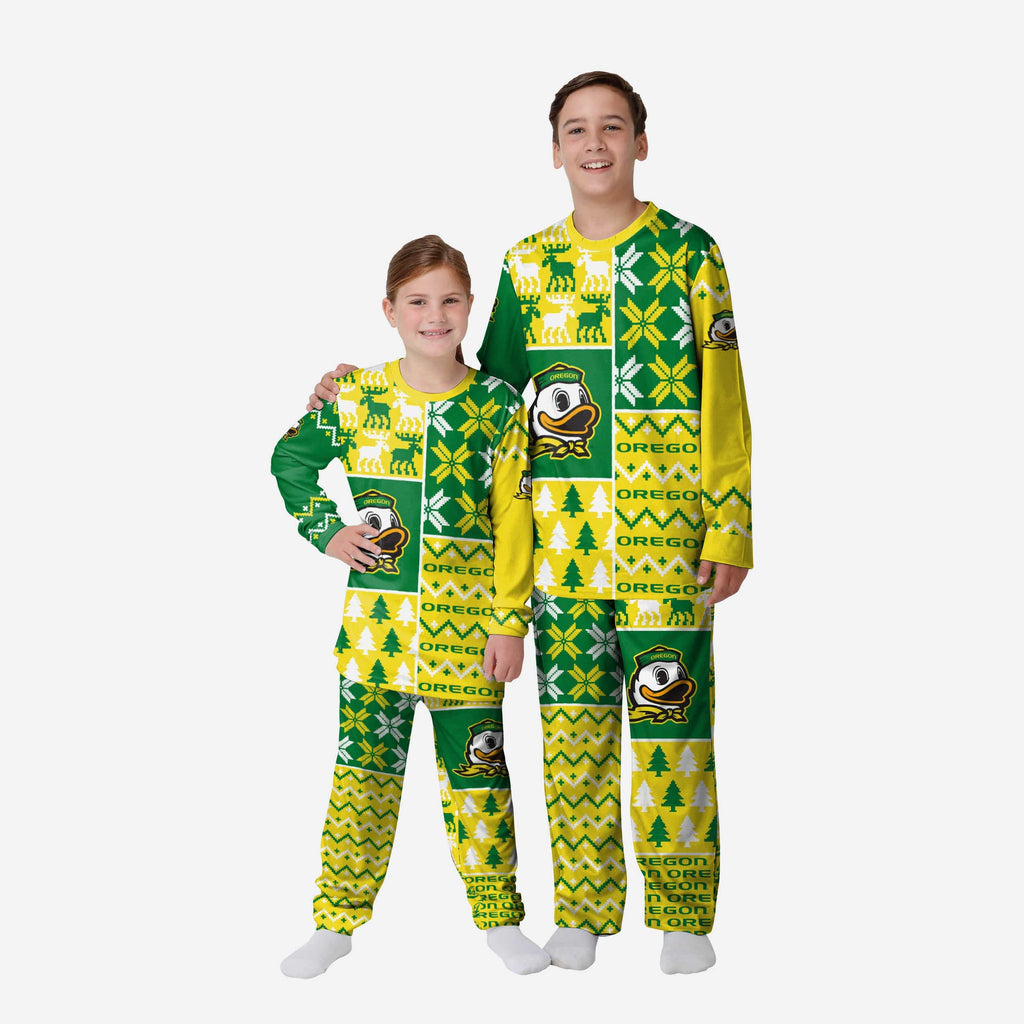 Oregon Ducks Youth Busy Block Family Holiday Pajamas FOCO 4 - FOCO.com