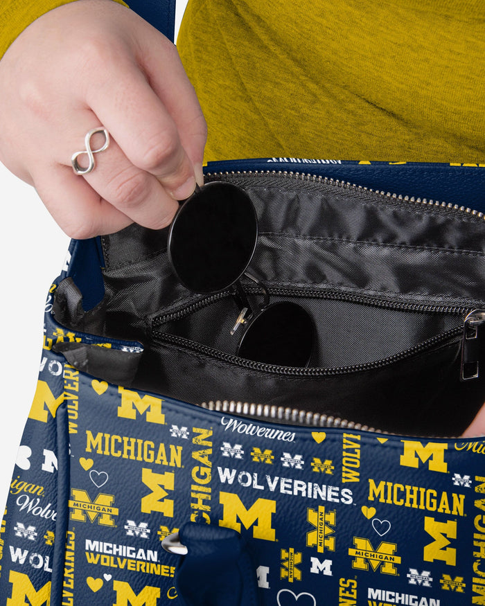 Michigan Wolverines Logo Love Purse FOCO - FOCO.com