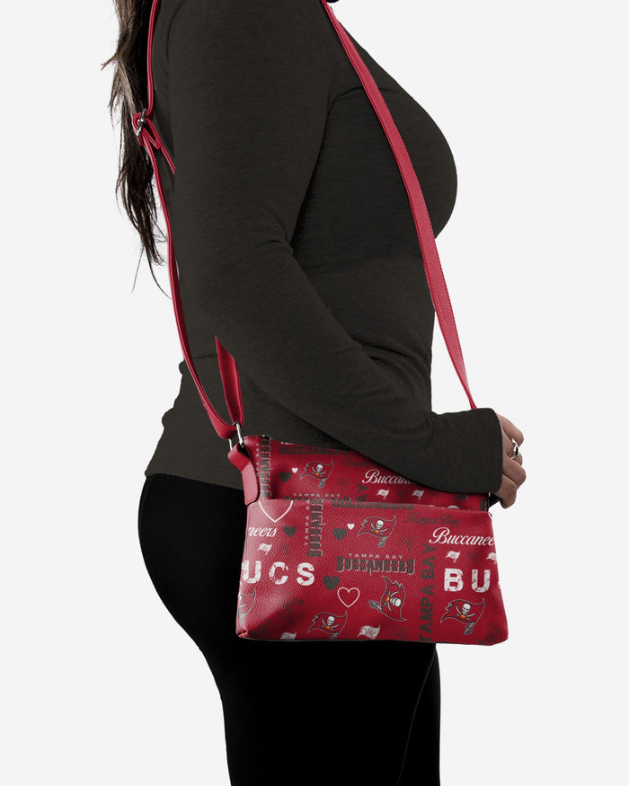 Tampa Bay Buccaneers Logo Love Crossbody Purse FOCO - FOCO.com