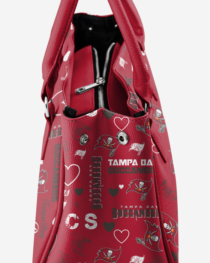 Tampa Bay Buccaneers Logo Love Purse FOCO - FOCO.com