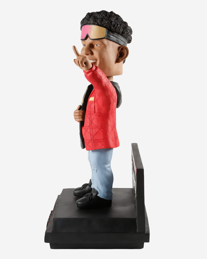 Patrick Mahomes Kansas City Chiefs Parade 3 Ft Bobblehead FOCO - FOCO.com