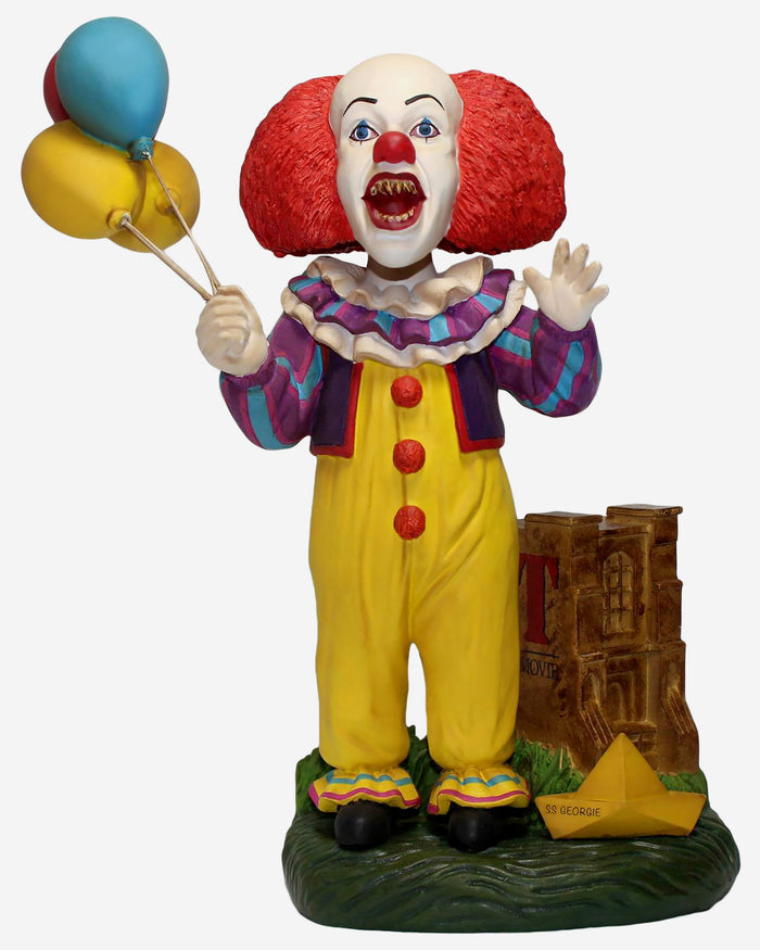 Pennywise IT '1990' Bobblehead FOCO - FOCO.com