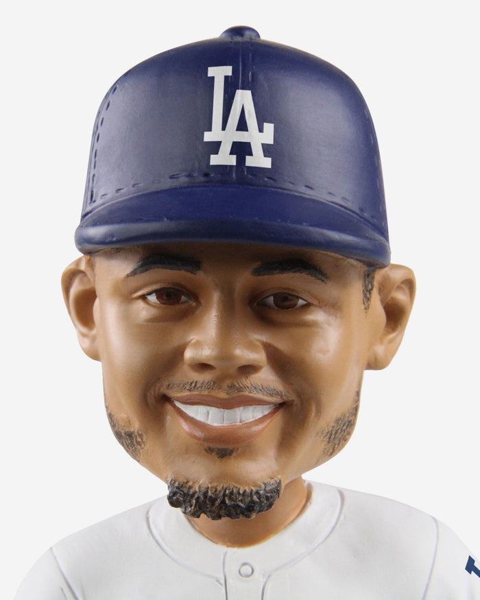 Mookie Betts Los Angeles Dodgers 2022 Gold Glove Bobblehead FOCO - FOCO.com