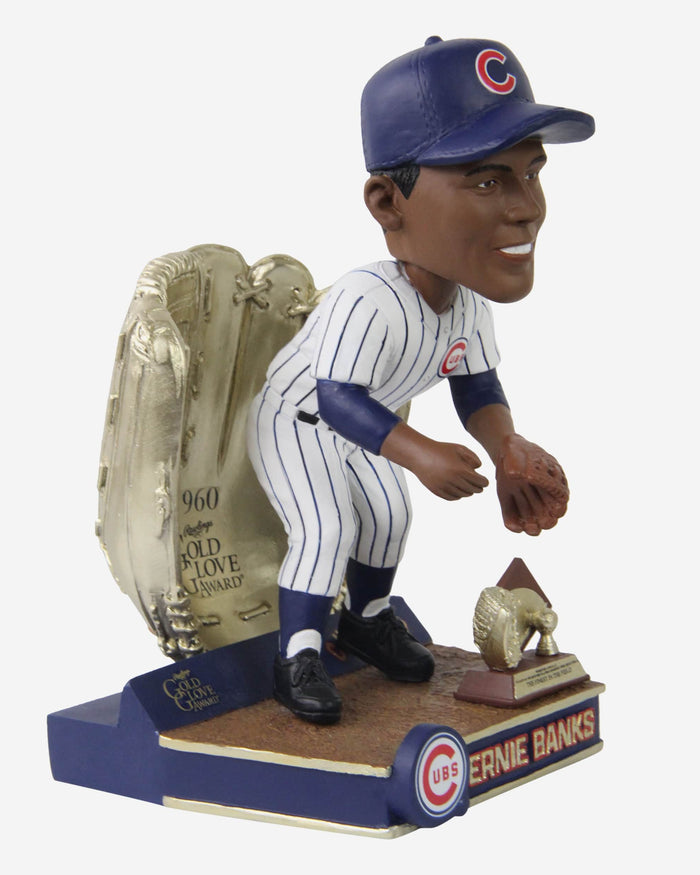 Ernie Banks Chicago Cubs 1960 Gold Glove Bobblehead FOCO - FOCO.com