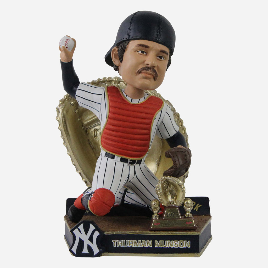 Thurman Munson New York Yankees 1975 Gold Glove Bobblehead FOCO - FOCO.com