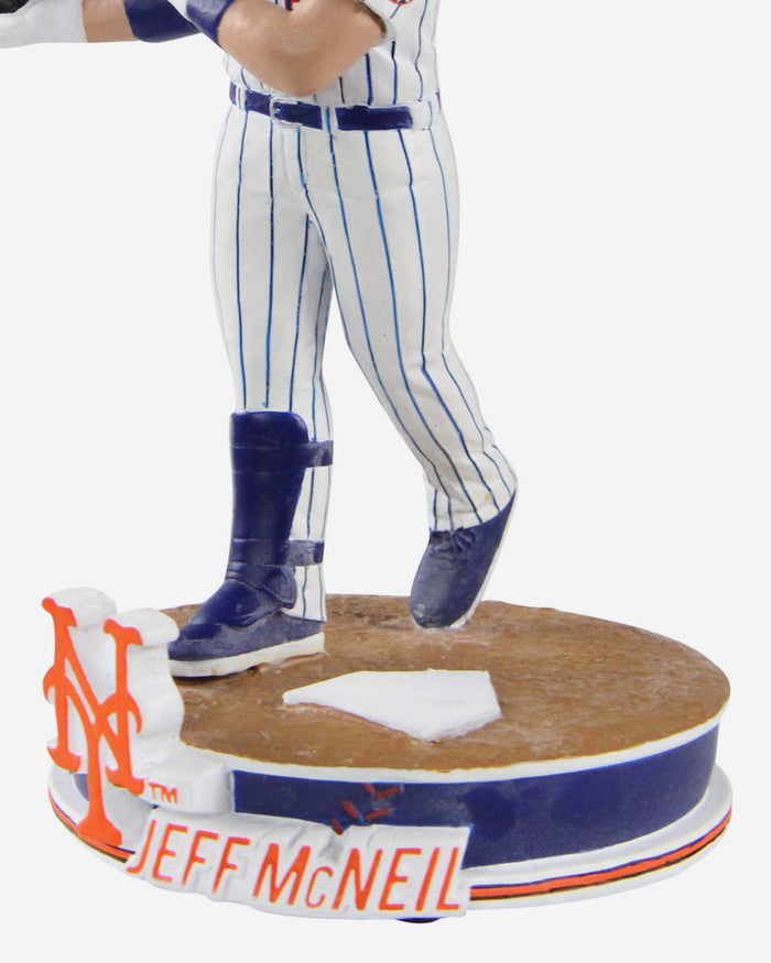 Jeff McNeil New York Mets Bat Flip Bobblehead FOCO - FOCO.com