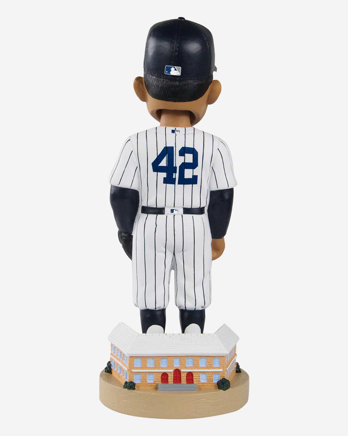 Mariano Rivera New York Yankees Legends of the Park Hall of Fame Bobblehead FOCO - FOCO.com