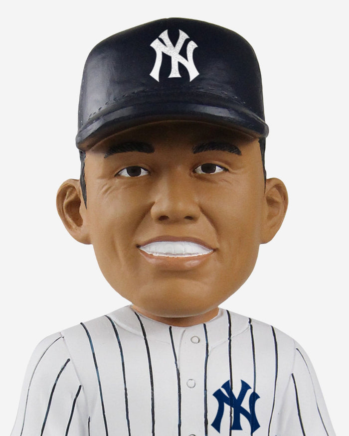 Mariano Rivera New York Yankees Legends of the Park Hall of Fame Bobblehead FOCO - FOCO.com