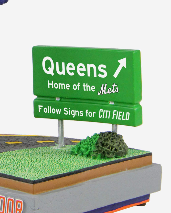 Francisco Lindor New York Mets Next Stop Bobblehead FOCO - FOCO.com