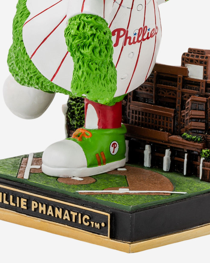 Phillie Phanatic Philadelphia Phillies Gate Series Mascot Bobblehead FOCO - FOCO.com