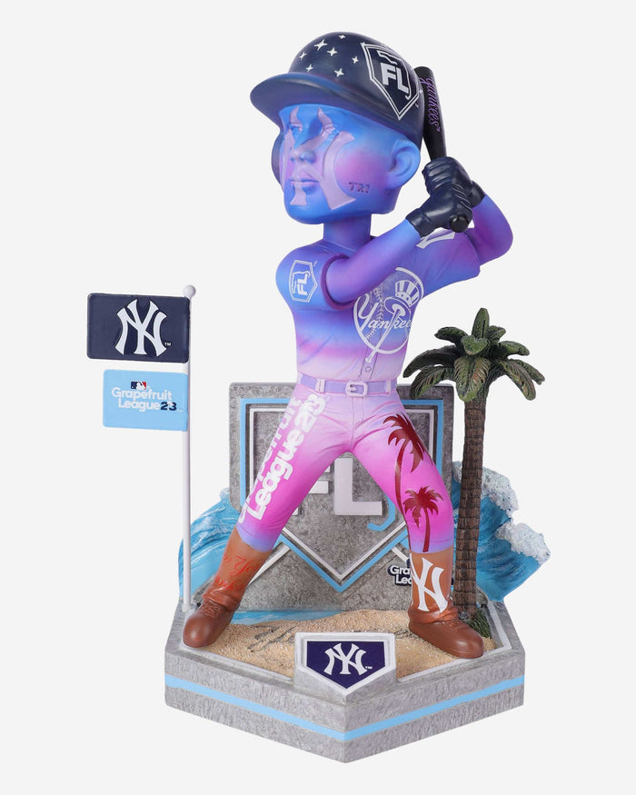 New York Yankees Grapefruit League Bobbles On Parade Bobblehead FOCO - FOCO.com