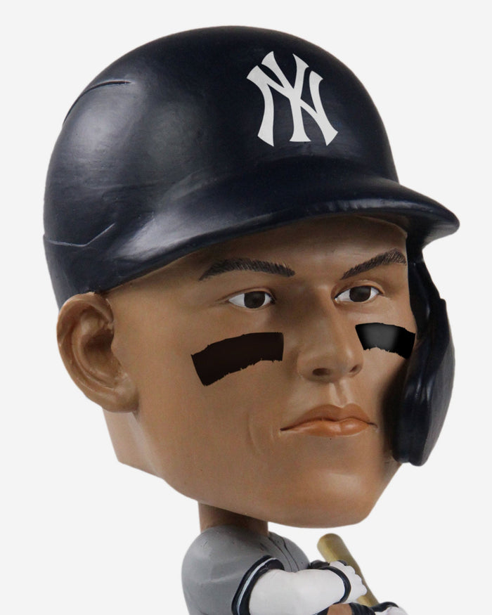 Aaron Judge New York Yankees 62 Home Run Variant Bighead Bobblehead FOCO - FOCO.com