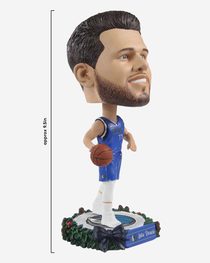 Luka Doncic Dallas Mavericks Holiday Wreath Bighead Bobblehead FOCO - FOCO.com