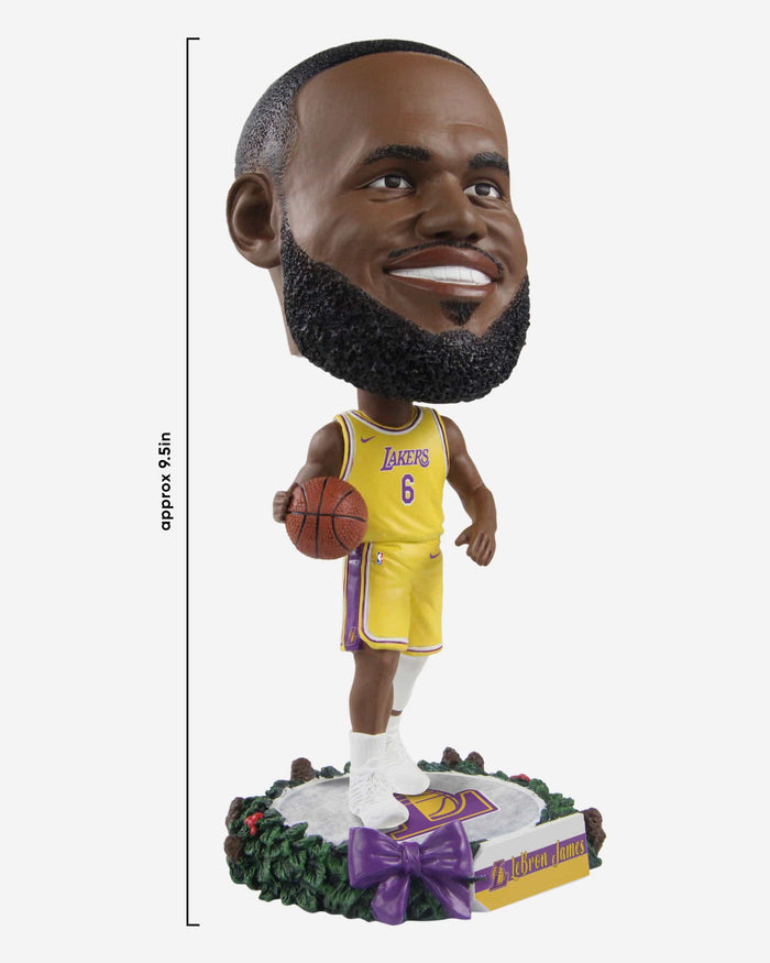 LeBron James Los Angeles Lakers Holiday Wreath Bighead Bobblehead FOCO - FOCO.com