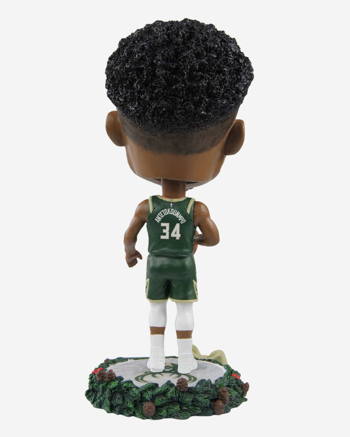 Giannis Antetokounmpo Milwaukee Bucks Holiday Wreath Bighead Bobblehead FOCO - FOCO.com