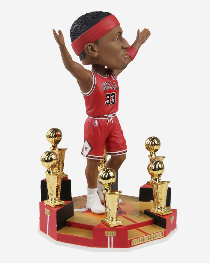 Scottie Pippen Chicago Bulls 6X NBA Champion Bobblehead FOCO - FOCO.com