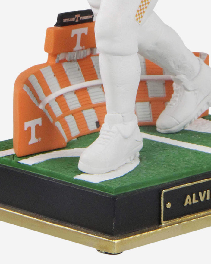 Alvin Kamara Tennessee Volunteers Gate Series Bobblehead FOCO - FOCO.com