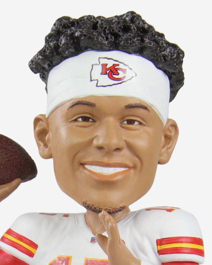 Patrick Mahomes Kansas City Chiefs NFL Single Season Total Yards Record Bobblehead FOCO - FOCO.com