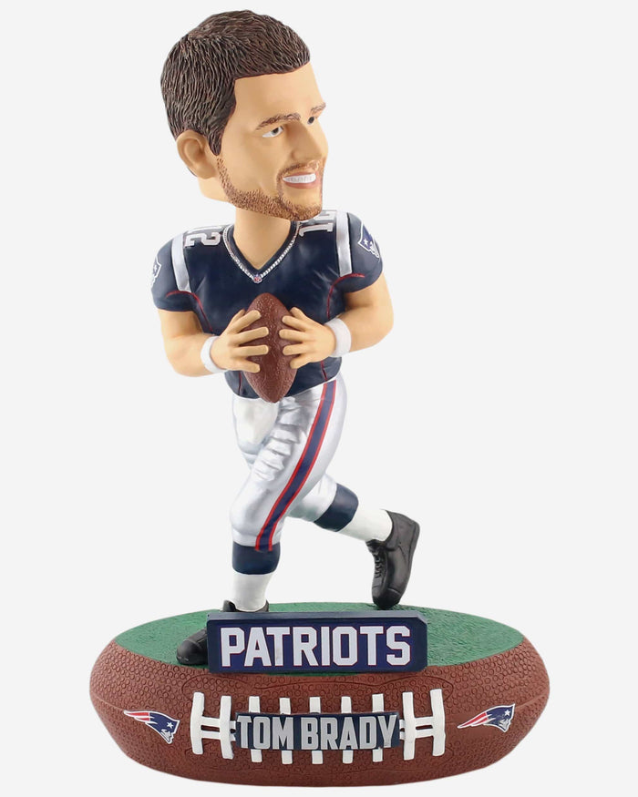 Tom Brady New England Patriots Baller Bobblehead FOCO - FOCO.com