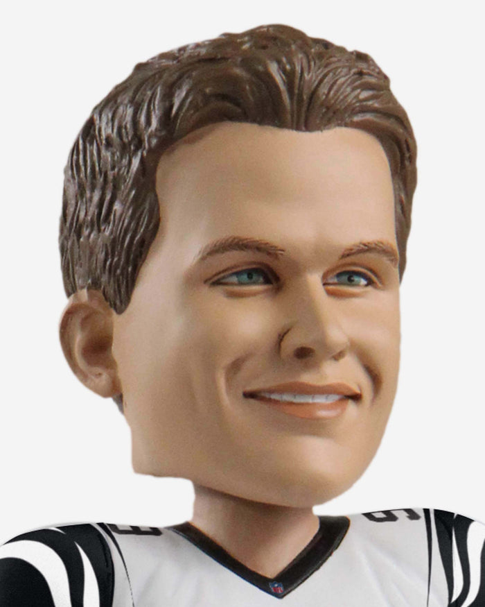 Joe Burrow Cincinnati Bengals 2022 Alternate Helmet Bobblehead FOCO - FOCO.com