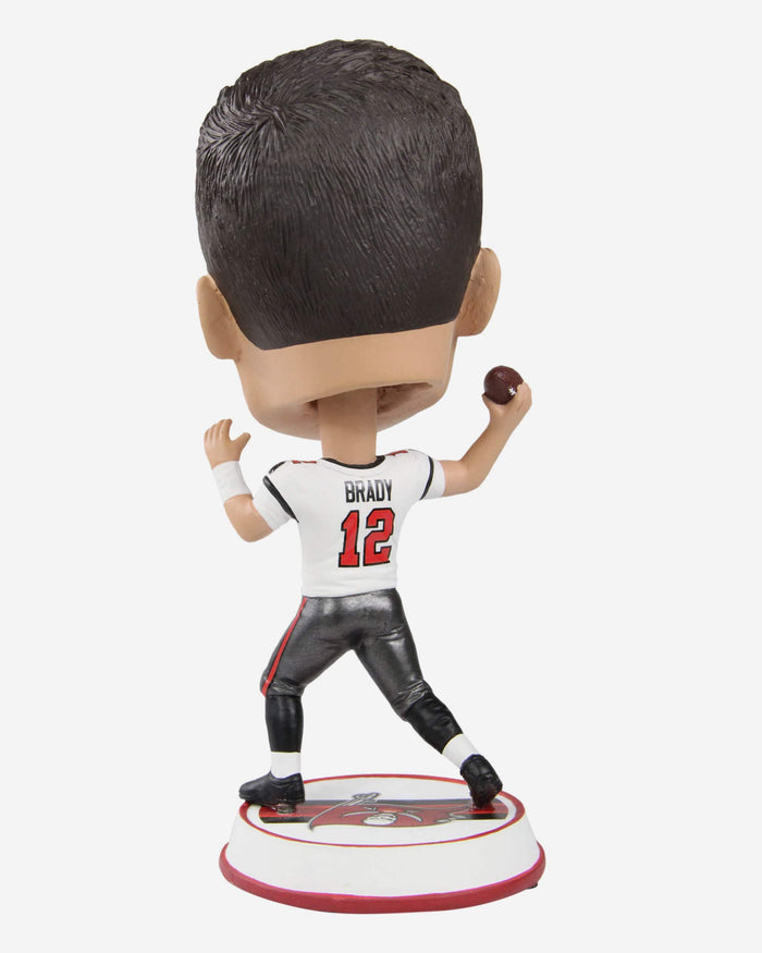 Tom Brady Tampa Bay Buccaneers Variant Bighead Bobblehead FOCO - FOCO.com