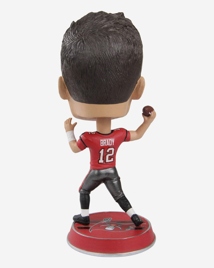 Tom Brady Tampa Bay Buccaneers Bighead Bobblehead FOCO - FOCO.com