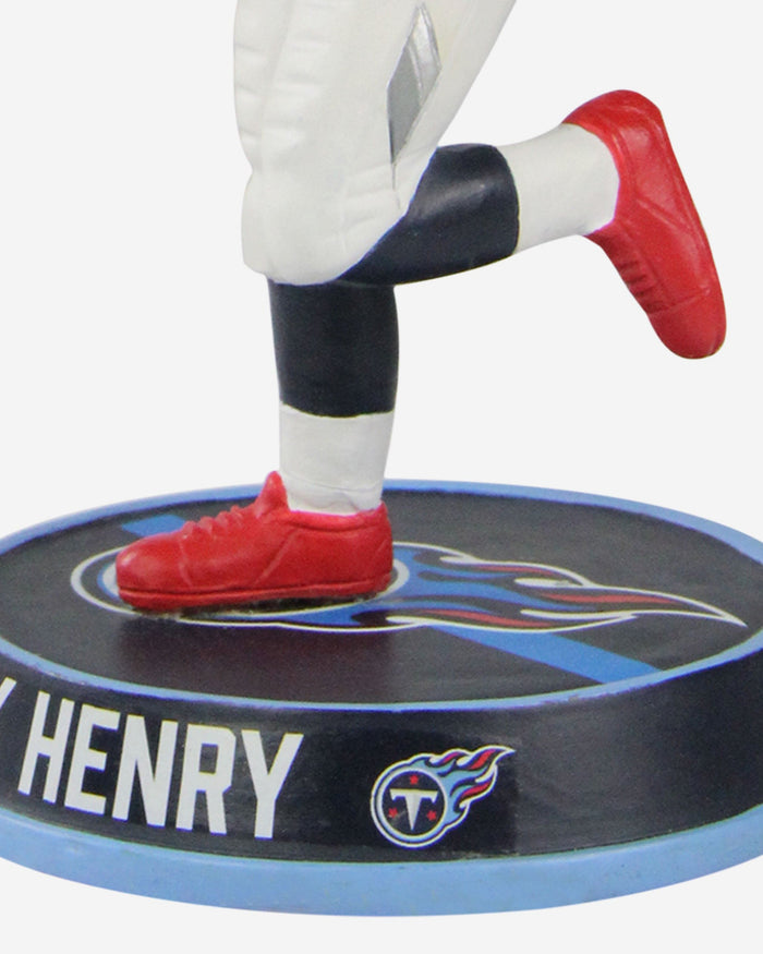 Derrick Henry Tennessee Titans Bighead Bobblehead FOCO - FOCO.com