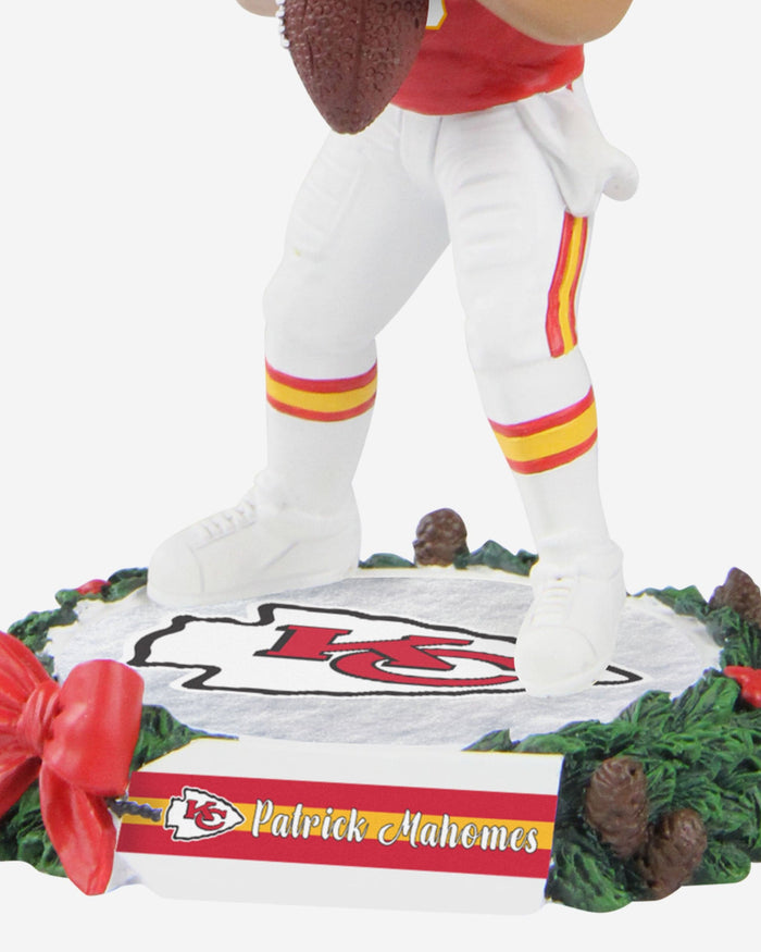 Patrick Mahomes Kansas City Chiefs Holiday Wreath Bighead Bobblehead FOCO - FOCO.com