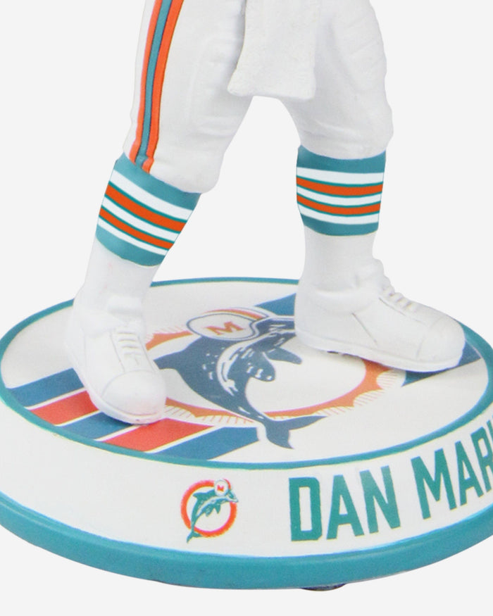 Dan Marino Miami Dolphins Variant Bighead Bobblehead FOCO - FOCO.com