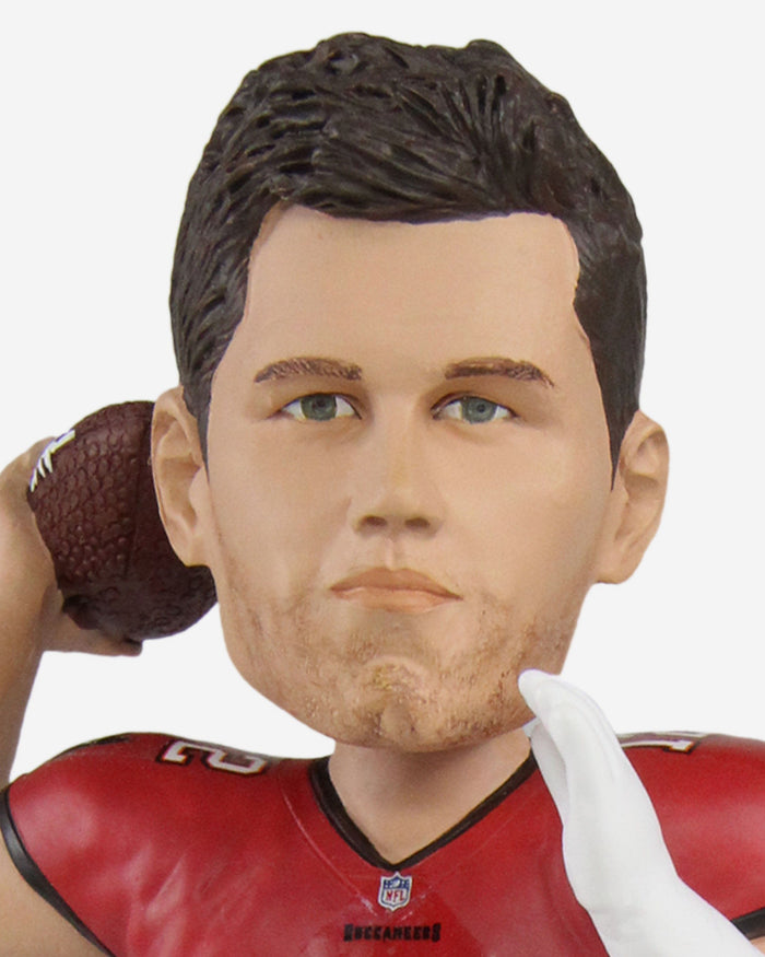 Tom Brady Tampa Bay Buccaneers 700th Touchdown Counter Bobblehead FOCO - FOCO.com