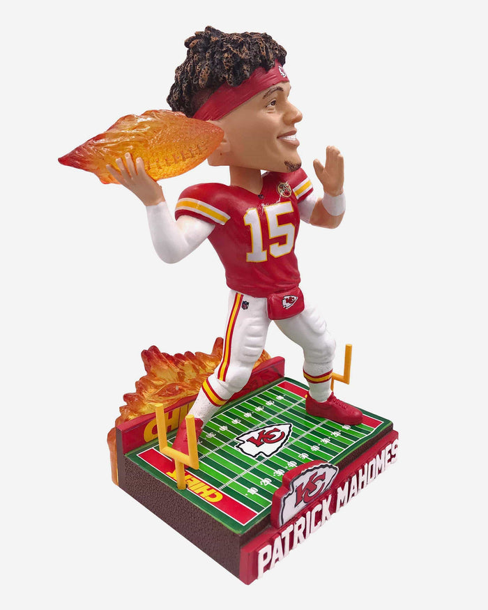 Patrick Mahomes Kansas City Chiefs On Fire Bobblehead FOCO - FOCO.com