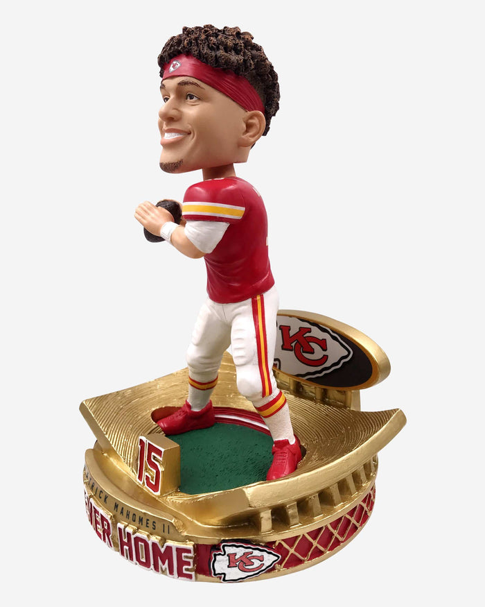 Patrick Mahomes Kansas City Chiefs Forever Home Bobblehead FOCO - FOCO.com