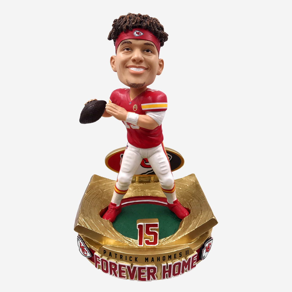 Patrick Mahomes Kansas City Chiefs Forever Home Bobblehead FOCO - FOCO.com