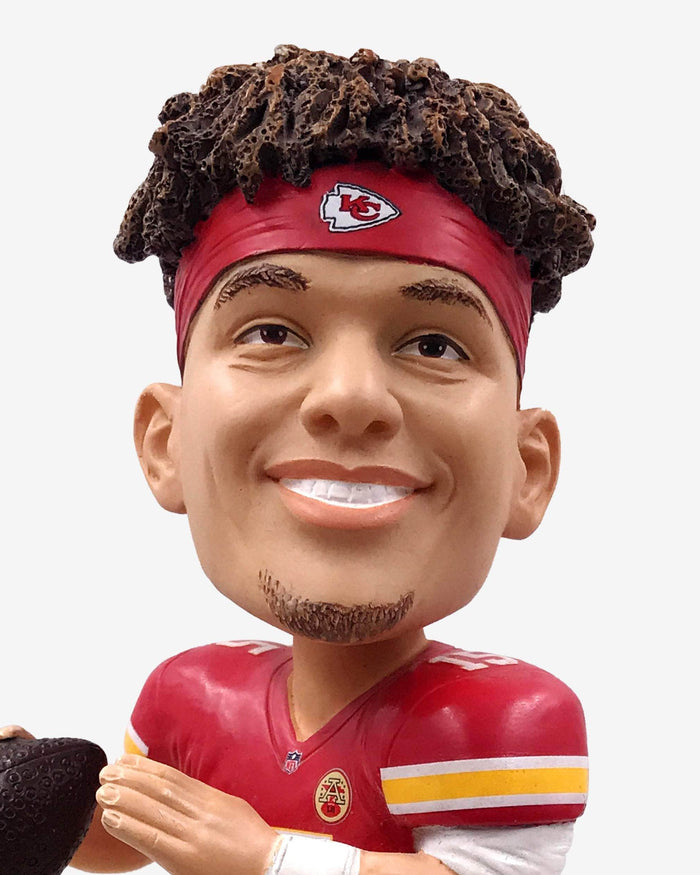 Patrick Mahomes Kansas City Chiefs Forever Home Bobblehead FOCO - FOCO.com