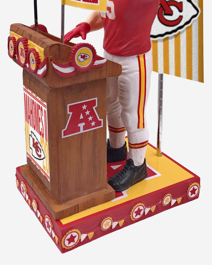 Patrick Mahomes Kansas City Chiefs Swing Vote Series Bobblehead FOCO - FOCO.com