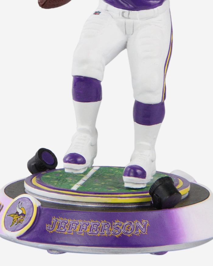 Justin Jefferson Minnesota Vikings Touchdown Celebration Bobblehead FOCO - FOCO.com