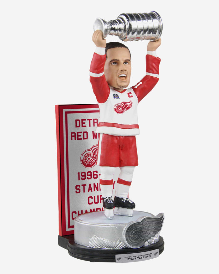 Steve Yzerman Detroit Red Wings Celebration Series Bobblehead FOCO - FOCO.com