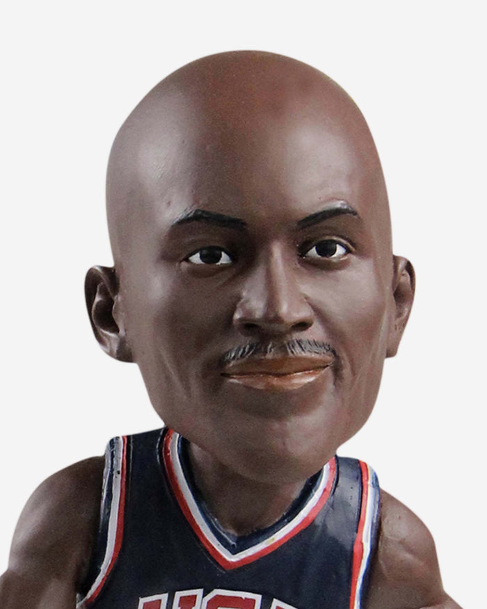Kevin Garnett USA Basketball Mens National Team 2000 Sydney Bobblehead FOCO - FOCO.com