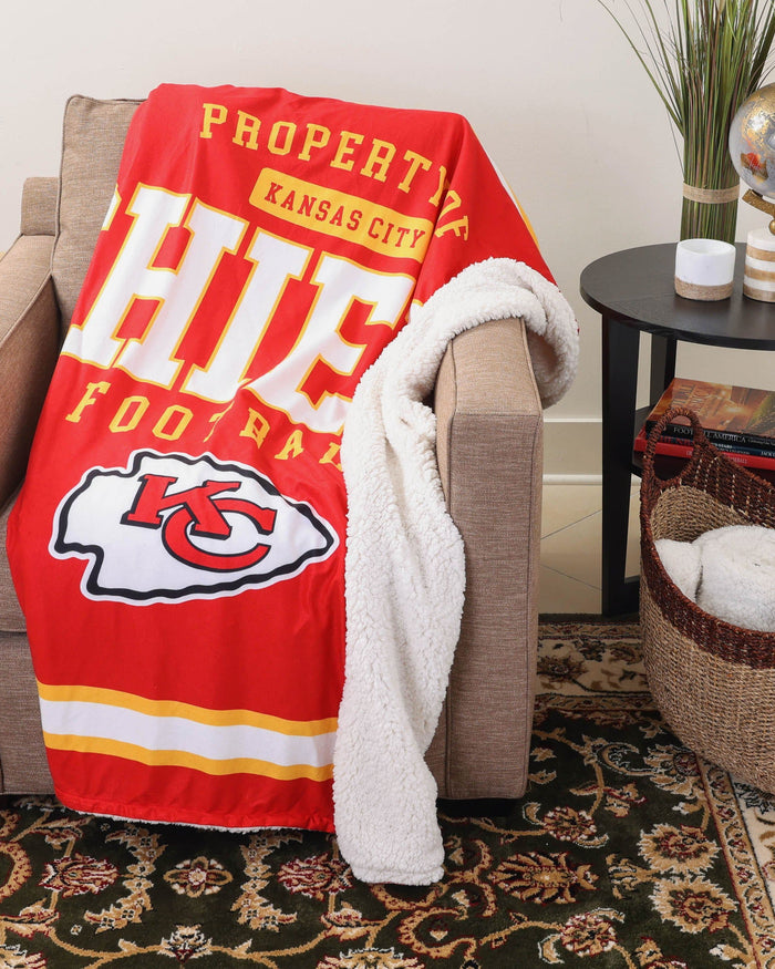 Kansas City Chiefs Team Property Sherpa Plush Throw Blanket FOCO - FOCO.com