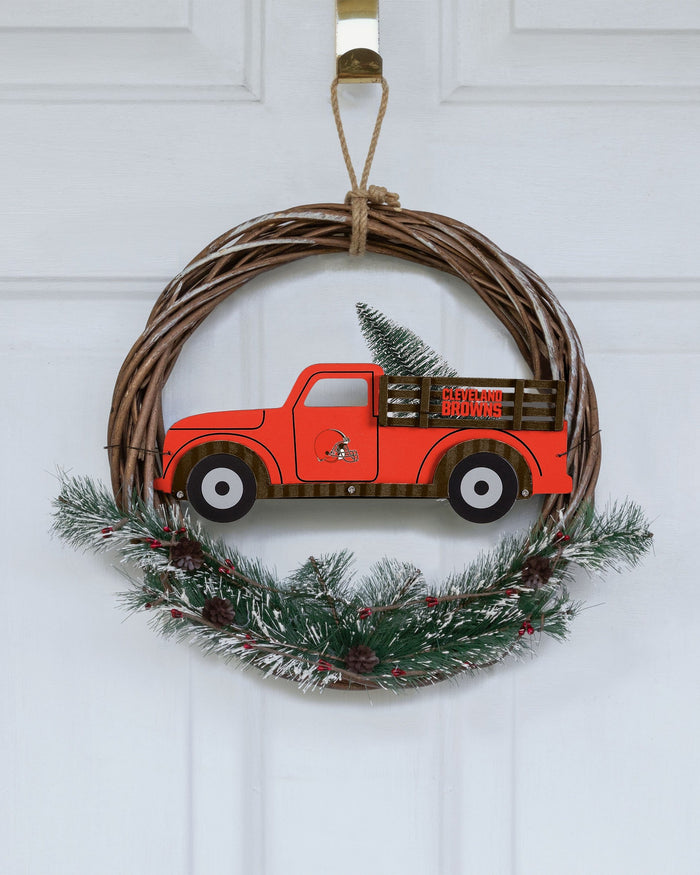 Cleveland Browns Wreath With Truck FOCO - FOCO.com