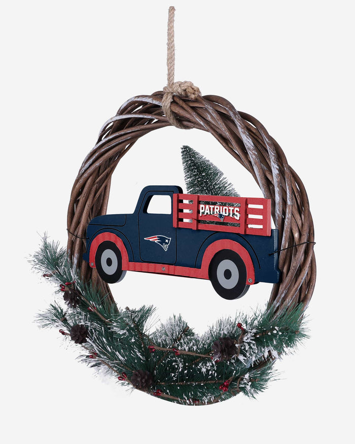 New England Patriots Wreath With Truck FOCO - FOCO.com