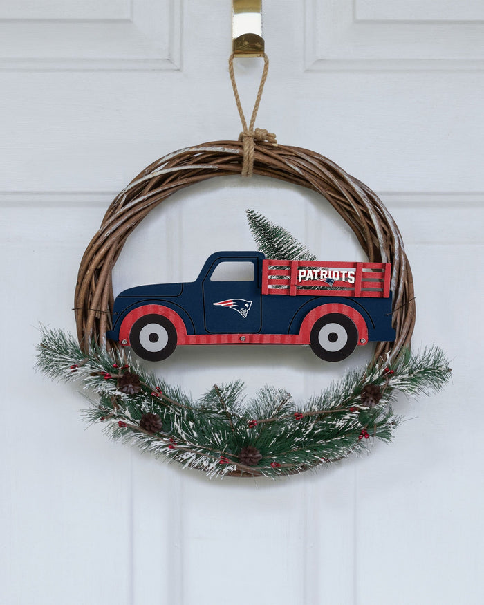 New England Patriots Wreath With Truck FOCO - FOCO.com