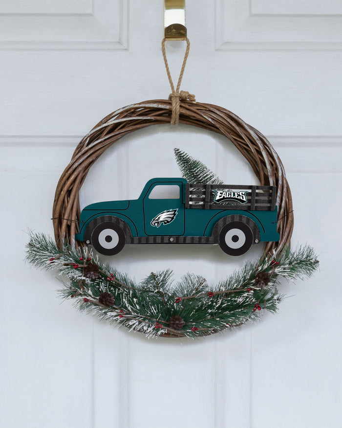 Philadelphia Eagles Wreath With Truck FOCO - FOCO.com