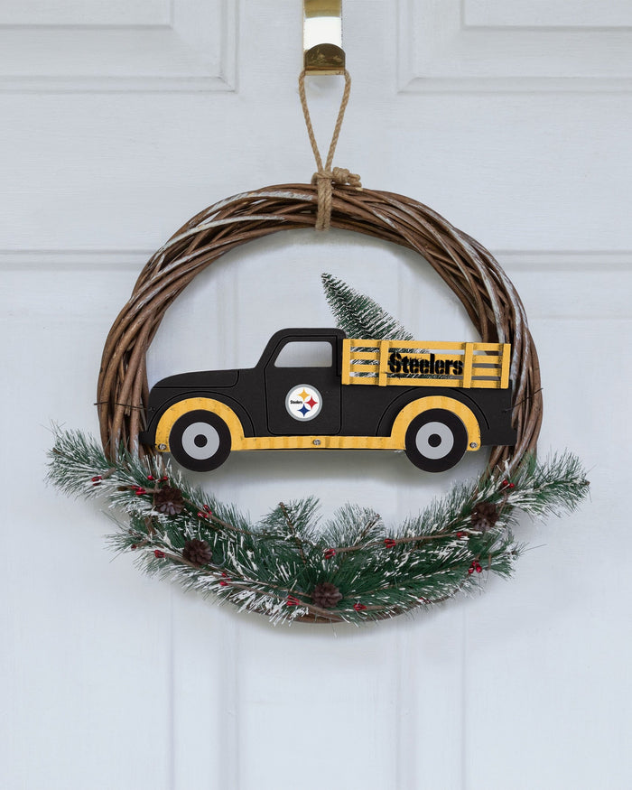 Pittsburgh Steelers Wreath With Truck FOCO - FOCO.com
