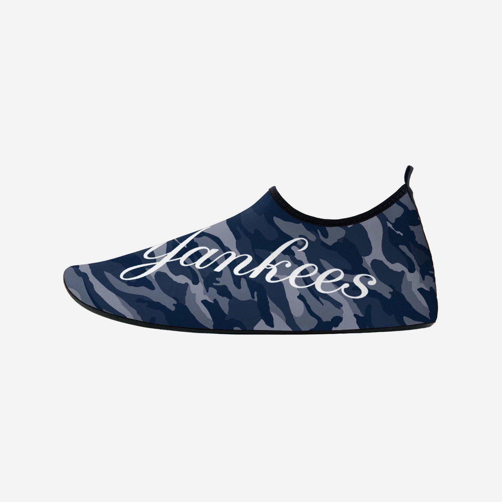 New York Yankees Camo Water Shoe FOCO S - FOCO.com