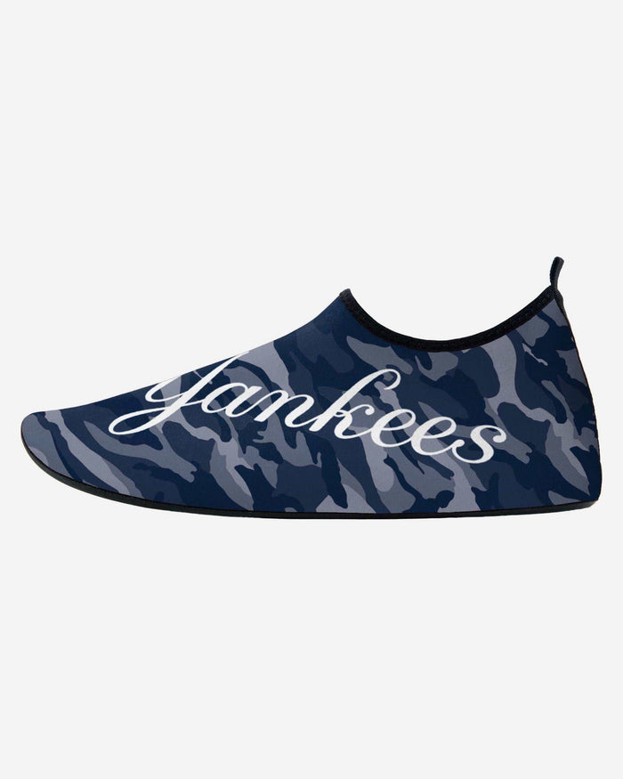 New York Yankees Camo Water Shoe FOCO S - FOCO.com