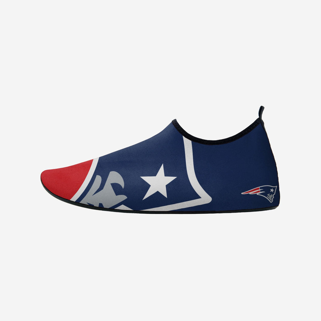 New England Patriots Mens Colorblock Water Shoe FOCO - FOCO.com