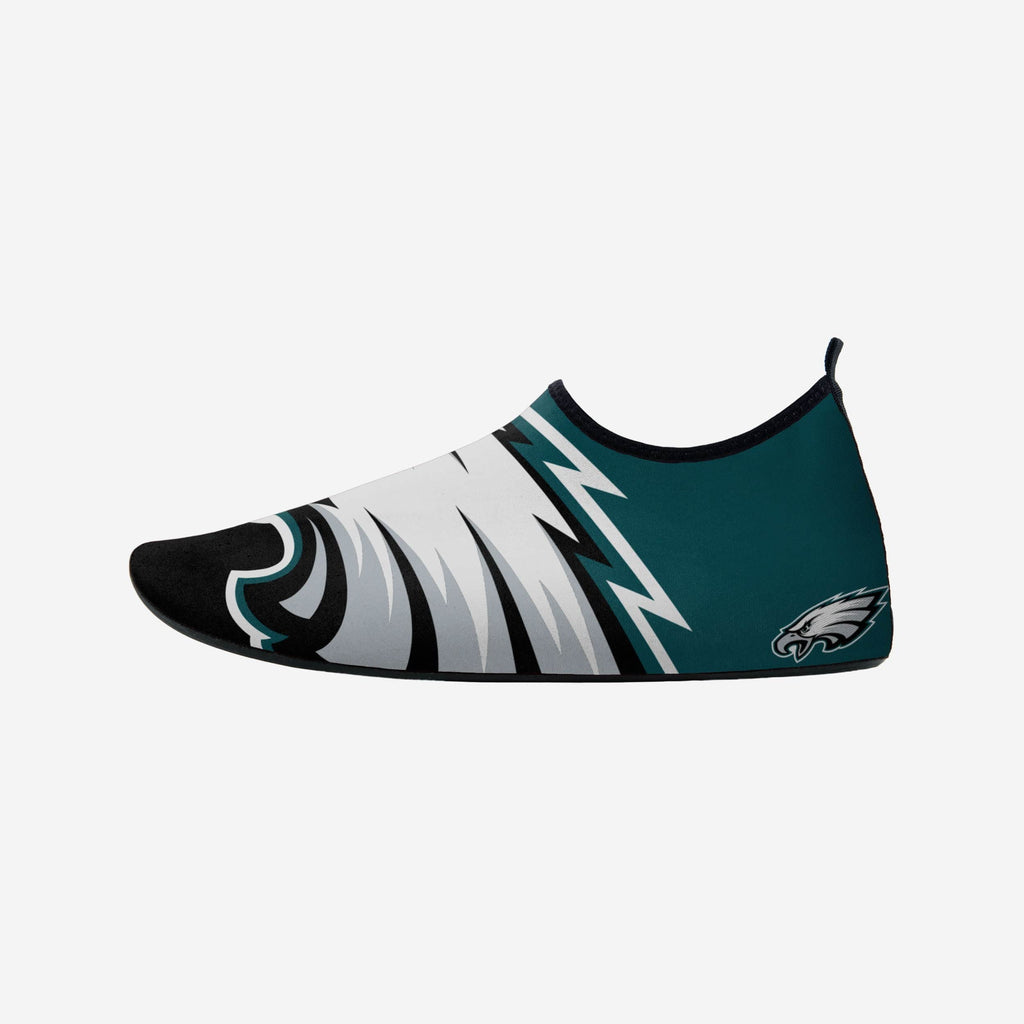 Philadelphia Eagles Mens Colorblock Water Shoe FOCO - FOCO.com